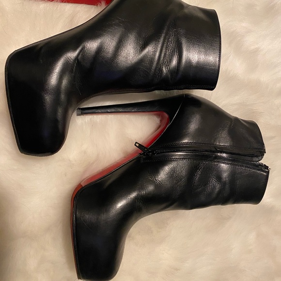 Christian Louboutin Black Nappa leather Bianca Booty Size 38.5 - Picture 4 of 13